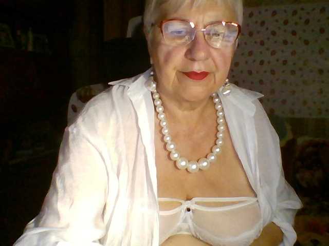 SweetCherry00 live cam on BongaCams