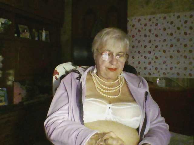 SweetCherry00 live cam on BongaCams