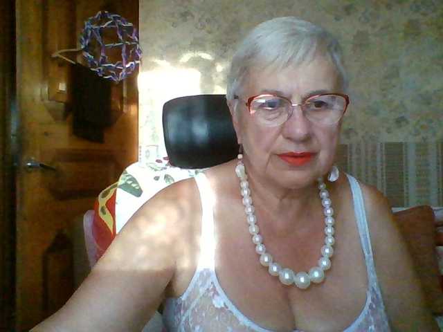 SweetCherry00 live cam on BongaCams