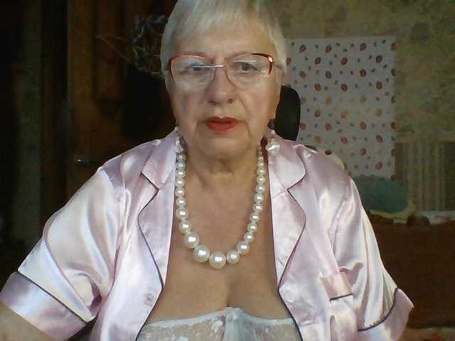 SweetCherry00 live cam on BongaCams