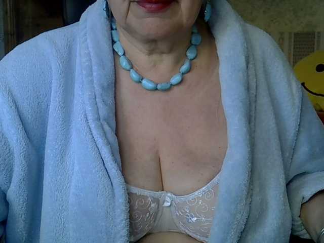 SweetCherry00's BongaCams show and profile