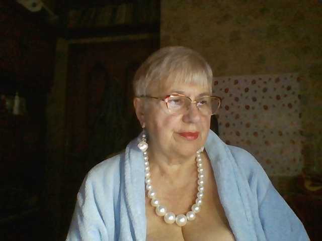 SweetCherry00 live cam on BongaCams