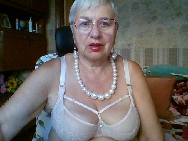 SweetCherry00 live cam on BongaCams