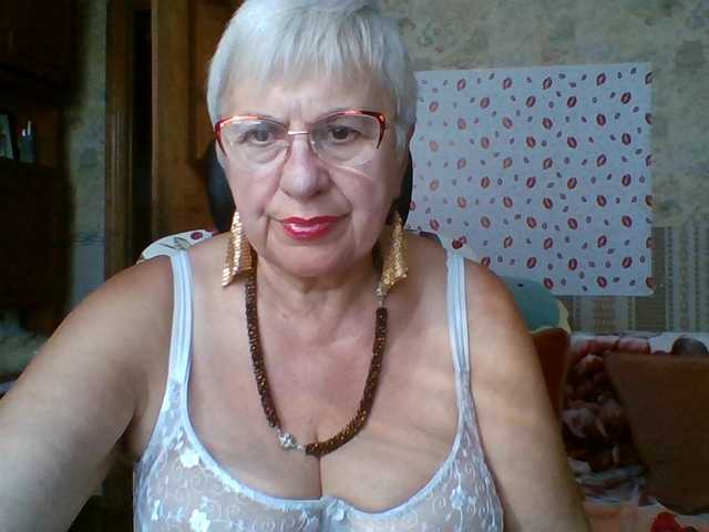 SweetCherry00 live cam on BongaCams