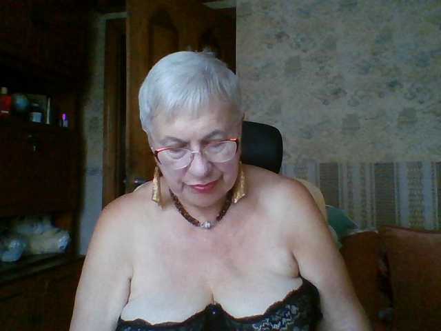SweetCherry00 live cam on BongaCams