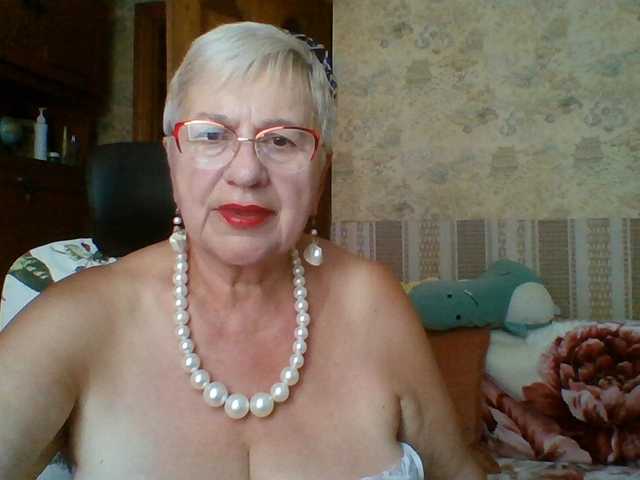SweetCherry00 live cam on BongaCams