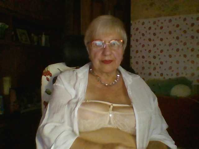 SweetCherry00 live cam on BongaCams