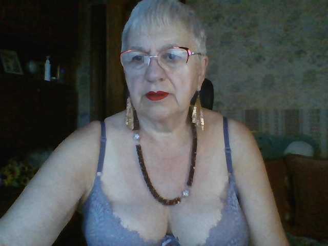 SweetCherry00 live cam on BongaCams