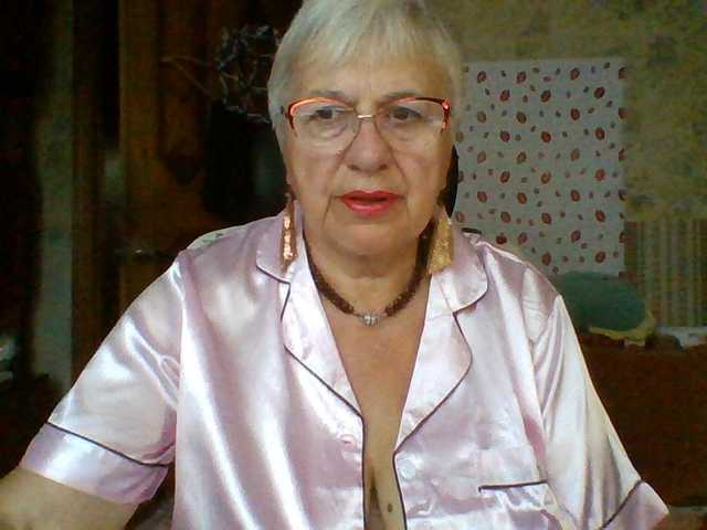 SweetCherry00 live cam on BongaCams