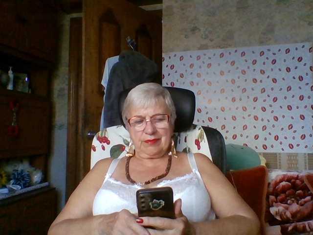 SweetCherry00 live cam on BongaCams