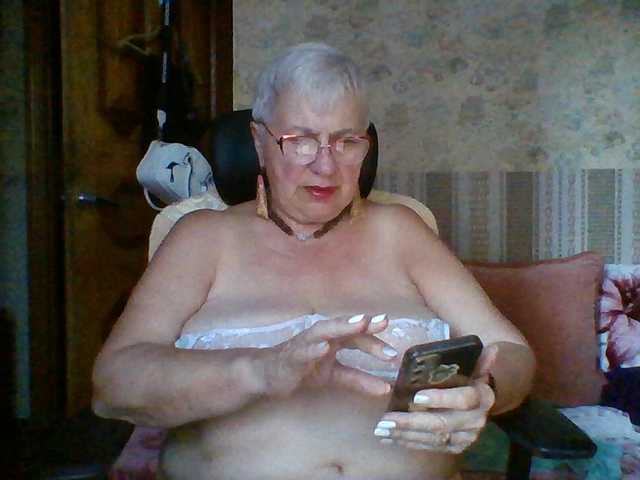 SweetCherry00 live cam on BongaCams