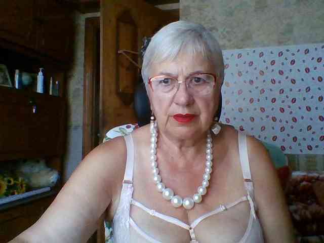 SweetCherry00 webcam