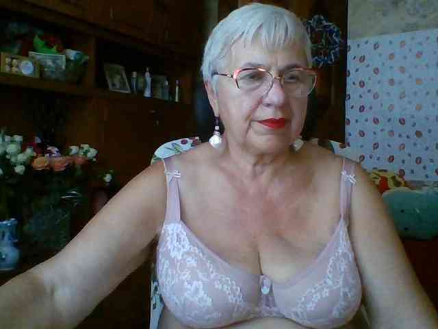 SweetCherry00 webcam
