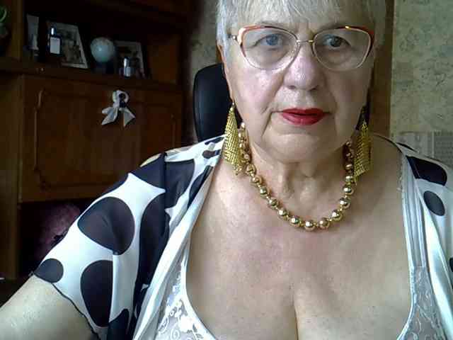 SweetCherry00 webcam