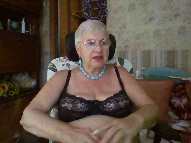 SweetCherry00 webcam