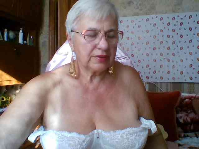 SweetCherry00 webcam