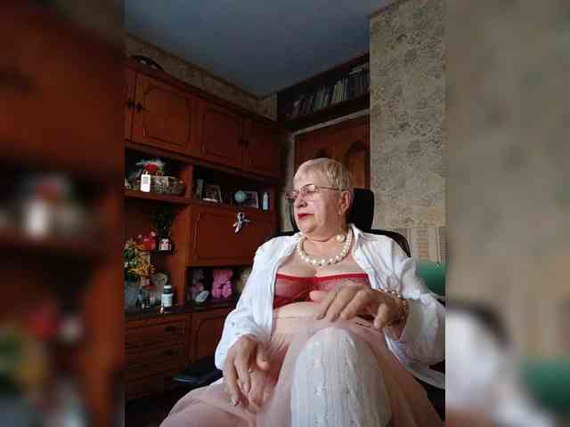 SweetCherry00 webcam