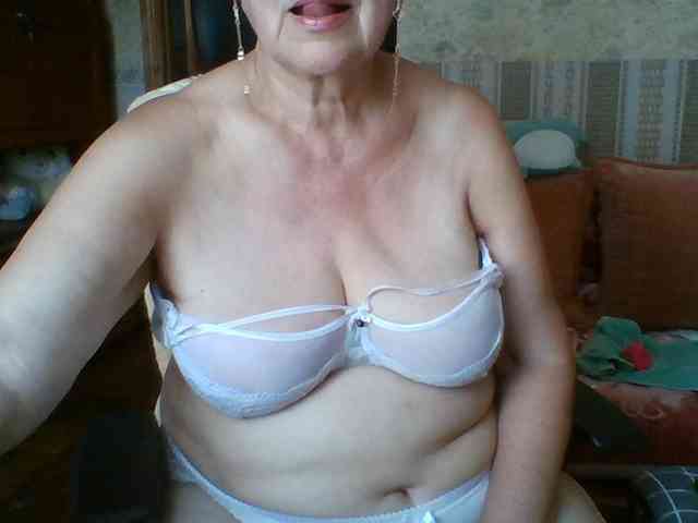 SweetCherry00 webcam