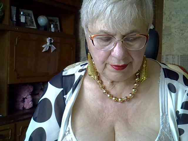 SweetCherry00 webcam