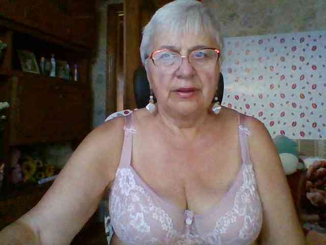 SweetCherry00 webcam