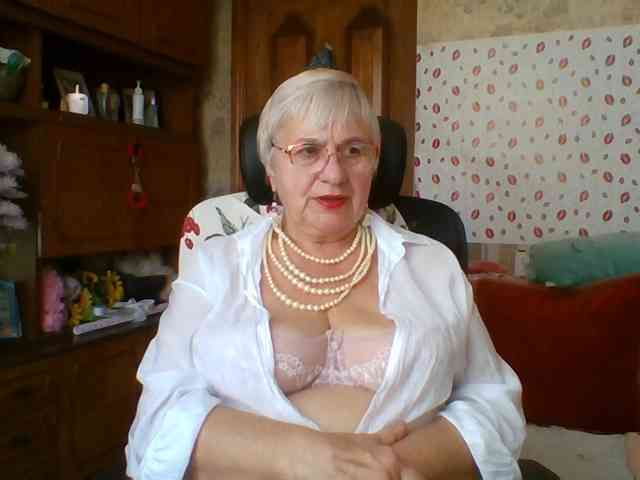 SweetCherry00 webcam