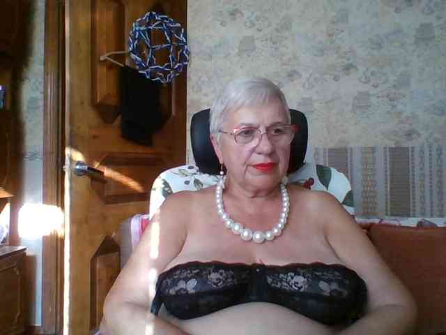SweetCherry00 webcam