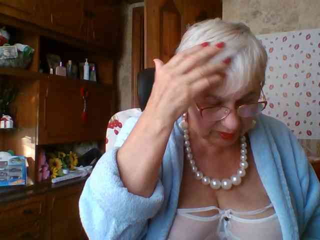 SweetCherry00 webcam