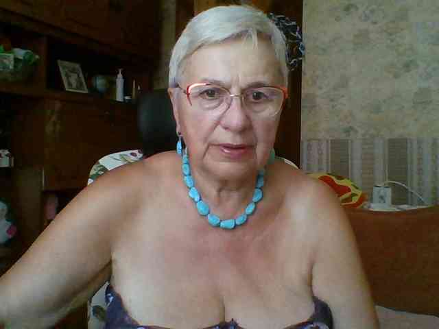 SweetCherry00 webcam
