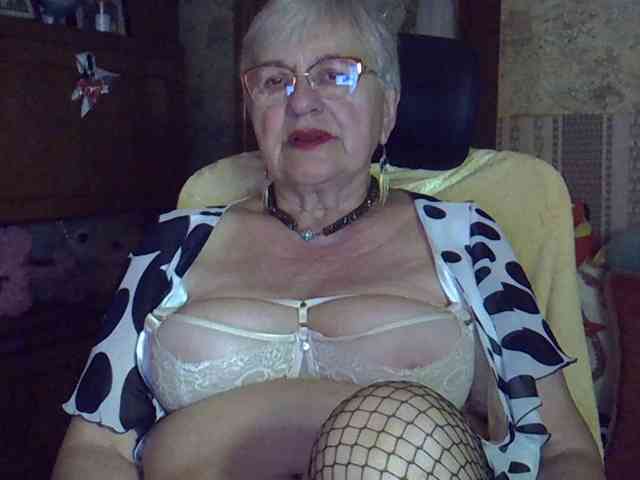SweetCherry00 webcam