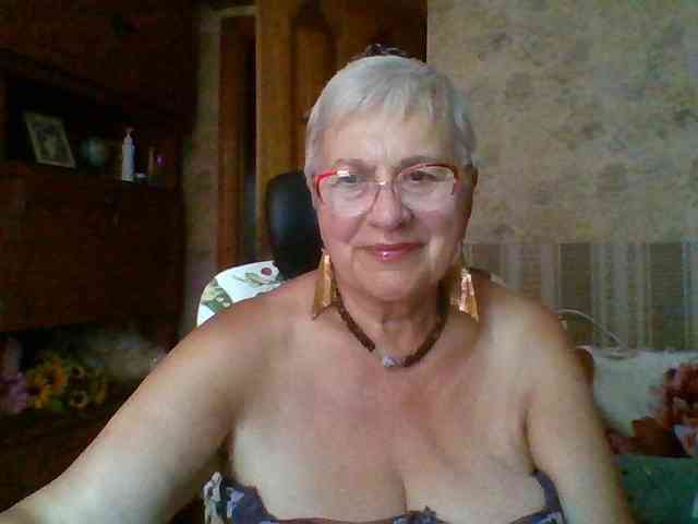 SweetCherry00 Live Webcam on BongaCams