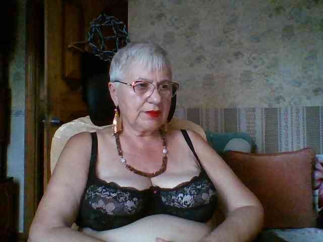 SweetCherry00 webcam