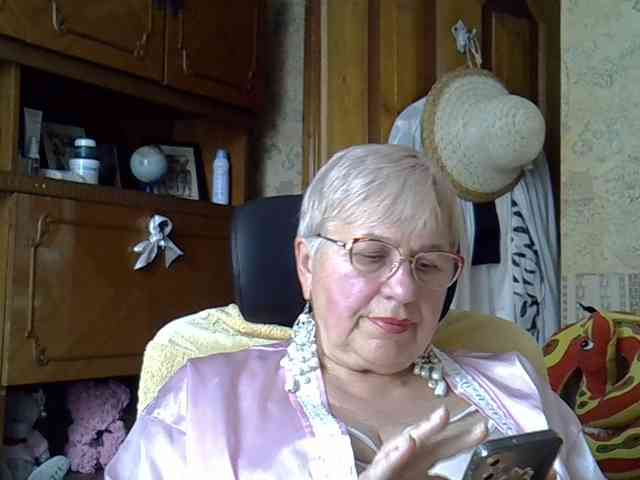 SweetCherry00 webcam