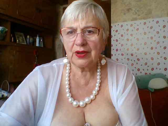 SweetCherry00 webcam