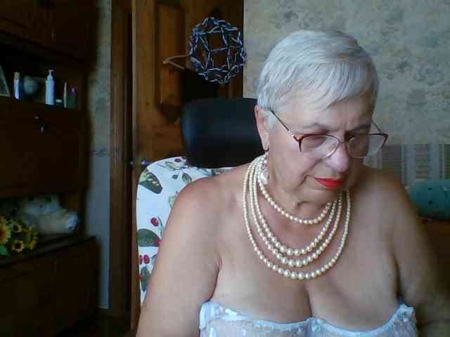 SweetCherry00 webcam