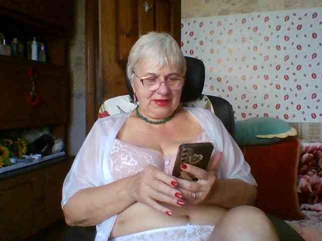 SweetCherry00 webcam