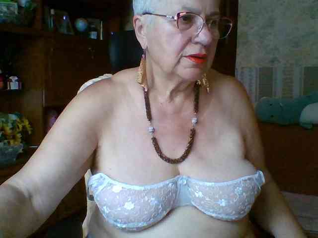 SweetCherry00 webcam