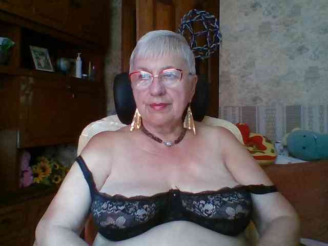SweetCherry00 webcam