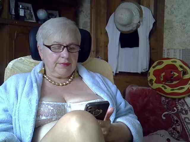 SweetCherry00 webcam