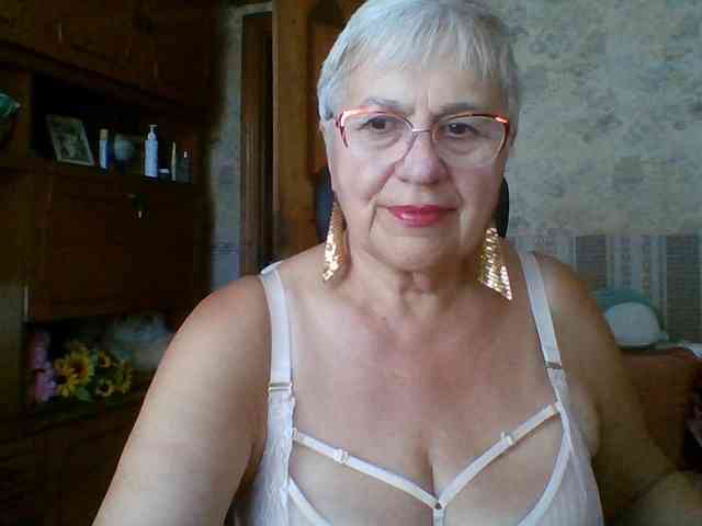 SweetCherry00 webcam