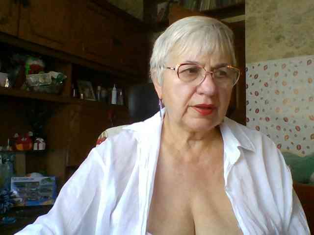 SweetCherry00 webcam