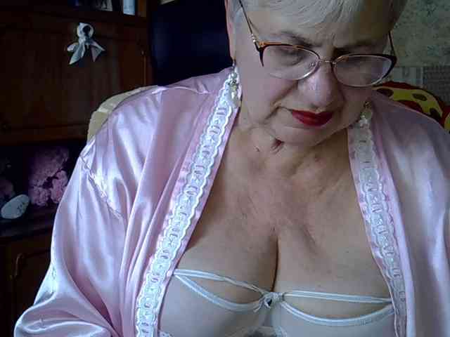 SweetCherry00 webcam