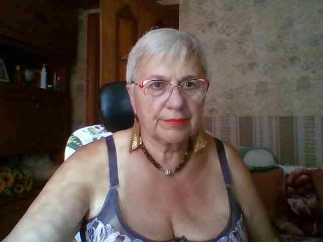SweetCherry00 webcam