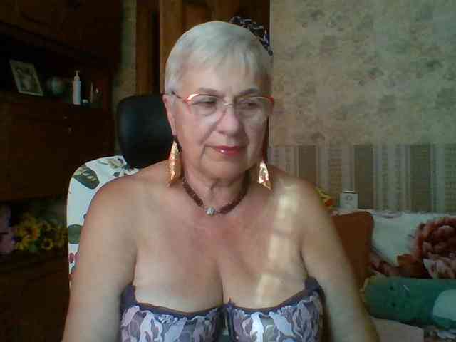 SweetCherry00 webcam