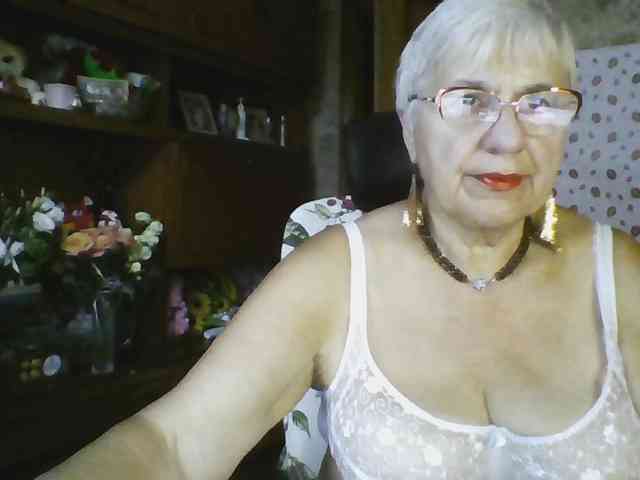 SweetCherry00 webcam