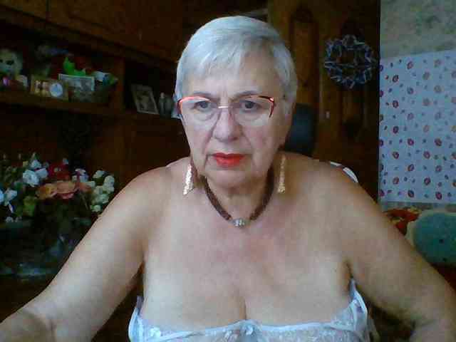 SweetCherry00 webcam