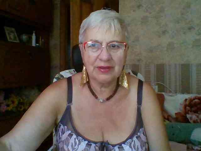 SweetCherry00 Live Webcam on BongaCams