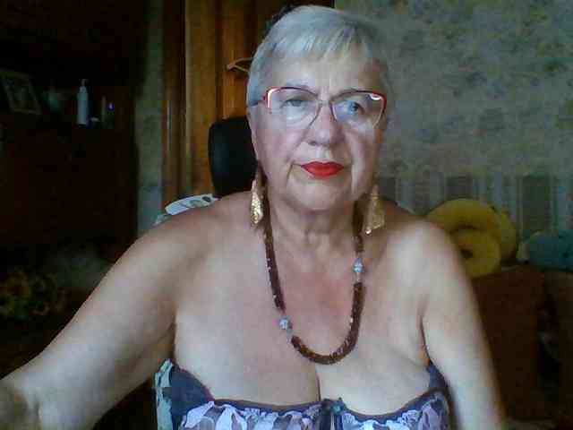 SweetCherry00 webcam