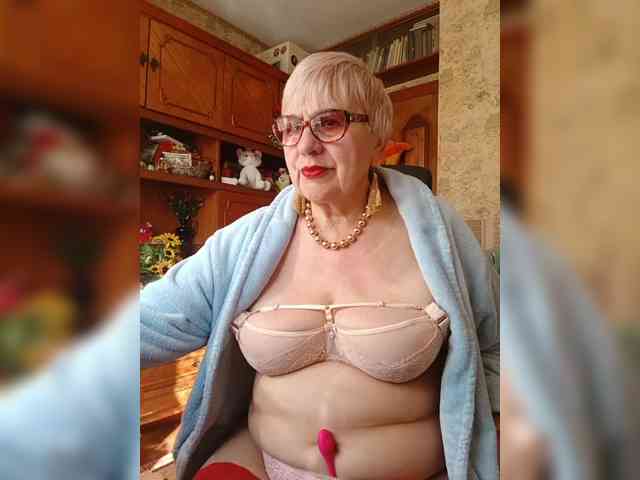 SweetCherry00 webcam