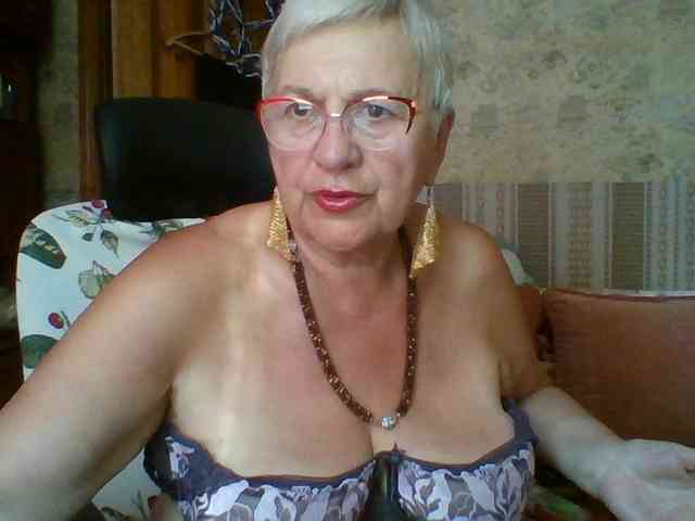 SweetCherry00 webcam