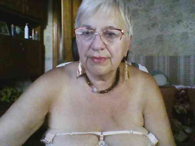SweetCherry00 webcam